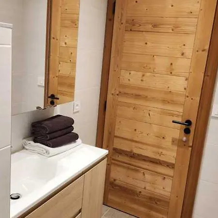 3 Pieces Avec Wifi, Parking Et Terrasse A - Fr-1-676-205 Daire